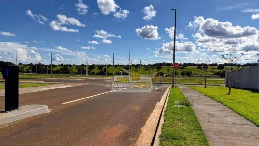 Lote/Terreno à venda, 250m² no Recreio dos Bandeirantes, Uberaba