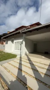 Casa com 3 Quartos à venda, 143m² no Bom Retiro, Joinville
