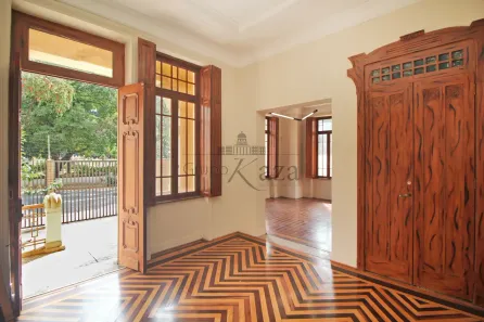 Imóvel Comercial com 7 Quartos para alugar, 700m² no Consolação, São Paulo