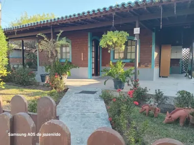 Casa de Condomínio com 3 Quartos à venda, 140m² no Alpes Suiços, Gravatá