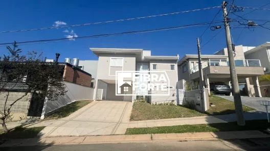 Casa de Condomínio com 3 Quartos à venda, 246m² no Swiss Park, Campinas