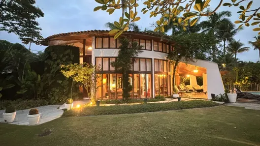Apartamento com 5 Quartos à venda, 2000m² no Jardim Acapulco, Guarujá