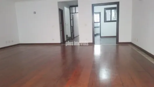 Casa com 4 Quartos para alugar, 200m² no Indianópolis, São Paulo
