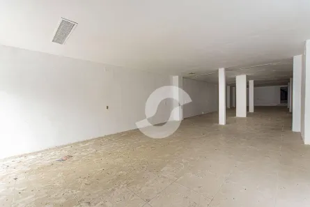Ponto Comercial à venda, 300m² no Centro, Niterói
