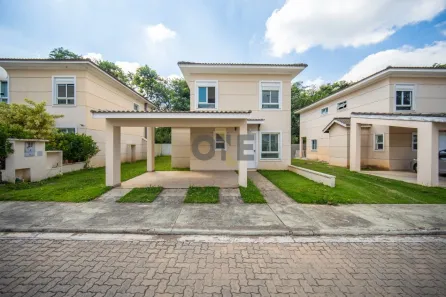 Casa de Condomínio com 3 Quartos à venda, 171m² no Jardim da Glória, Cotia