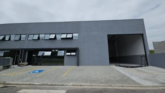 Sala Comercial para alugar, 630m² no Jardim Califórnia, Jacareí