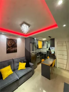 Apartamento com 2 Quartos à venda, 50m² no Vila Nhocune, São Paulo
