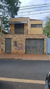 Sobrado com 3 Quartos para alugar, 204m² no Centro, Araraquara