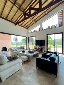 Fazenda/Sítio com 2 Quartos à venda, 360m² no Recanto das Flores, Indaiatuba