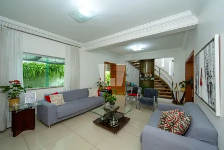 Casa com 5 Quartos à venda, 400m² no Prado, Belo Horizonte