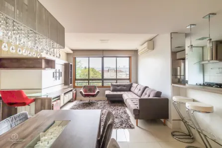 Apartamento com 2 Quartos à venda, 75m² no Passo da Areia, Porto Alegre