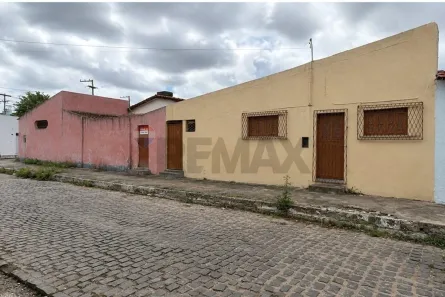 Casa com 7 Quartos à venda, 363m² no Felipe Camarão, Natal