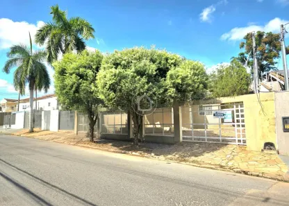 Casa com 4 Quartos à venda, 268m² no Santa Rosa, Cuiabá