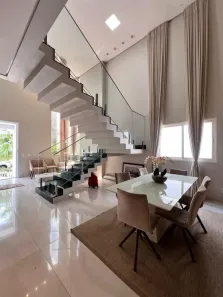 Casa de Condomínio com 4 Quartos para alugar, 389m² no Jardim Itália, Cuiabá