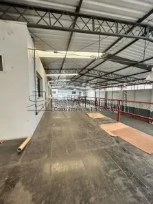 Galpão/Depósito/Armazém à venda, 3200m² no Centro, Diadema