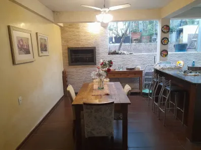 Casa de Condomínio com 3 Quartos à venda, 156m² no Santo Antônio, Porto Alegre
