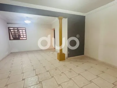 Casa com 3 Quartos à venda, 114m² no Vila Rezende, Piracicaba