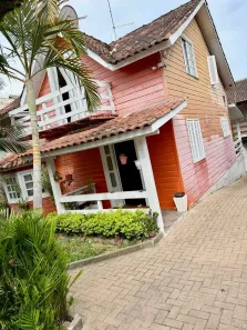 Sobrado com 4 Quartos à venda, 170m² no Fazenda São Borja, São Leopoldo