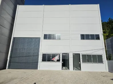 Galpão/Depósito/Armazém para alugar, 441m² no Aririú, Palhoça