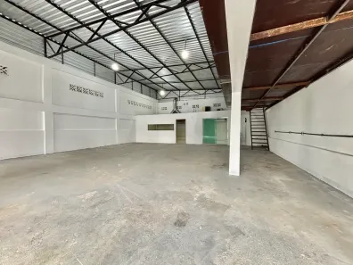 Galpão/Depósito/Armazém para alugar, 250m² no Parque 10 de Novembro, Manaus
