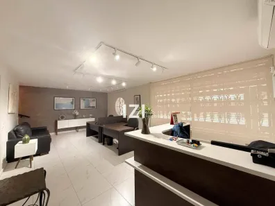 Casa com 6 Quartos para alugar, 200m² no Cidade Monções, São Paulo