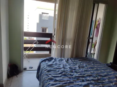 Kitnet à venda, 35m² no Centro, São Vicente