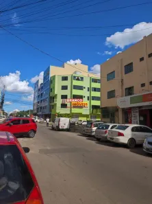 Prédio Comercial com 2 Quartos à venda, 400m² no Guará II, Brasília