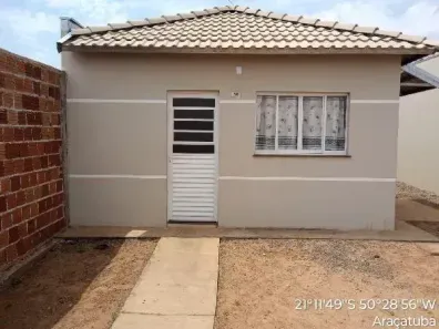 Casa com 2 Quartos à venda, 160m² no Conjunto Habitacional Luana II, Araçatuba