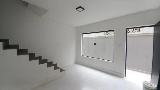 Casa de Condomínio com 2 Quartos à venda, 57m² no Maracanã, Praia Grande