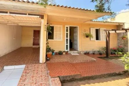 Casa com 3 Quartos à venda, 135m² no Igara, Canoas