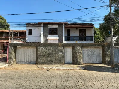 Casa com 5 Quartos para alugar, 260m² no Ilha dos Araújos, Governador Valadares
