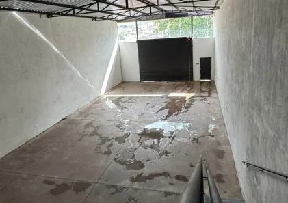 Galpão/Depósito/Armazém para venda ou aluguel, 257m² no Tabajaras, Uberlândia