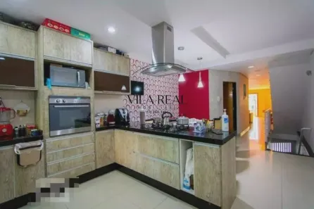 Sobrado com 3 Quartos à venda, 250m² no Vila Assunção, Santo André