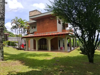 Sobrado com 4 Quartos à venda, 360m² no Caraguatá, Mairiporã