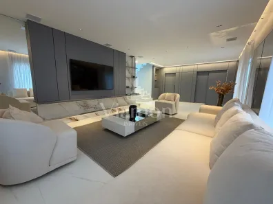 Casa de Condomínio com 3 Quartos à venda, 300m² no Butiatuvinha, Curitiba