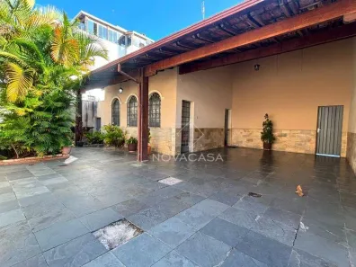 Casa com 3 Quartos à venda, 365m² no Santa Mônica, Belo Horizonte