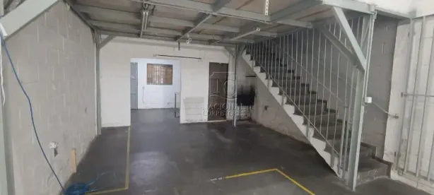 Galpão/Depósito/Armazém para alugar, 310m² no Parque Erasmo Assunção, Santo André