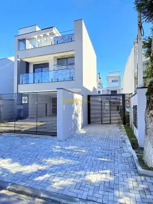 Sobrado com 3 Quartos à venda, 171m² no Capão da Imbuia, Curitiba