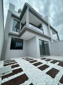 Casa com 3 Quartos para venda ou aluguel, 140m² no Novo Rio das Ostras, Rio das Ostras
