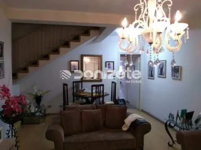 Sobrado com 3 Quartos à venda, 205m² no Vila Bastos, Santo André