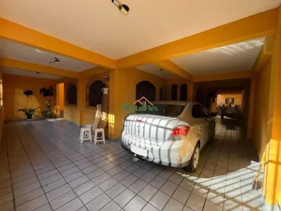 Casa com 3 Quartos à venda, 270m² no Parque Residencial Laranjeiras, Serra