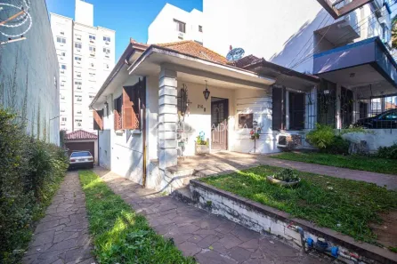 Casa com 3 Quartos à venda, 250m² no Petrópolis, Porto Alegre
