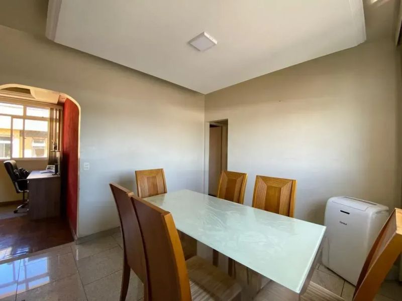 Apartamento com 3 quartos — Nova Suíssa, Belo Horizonte