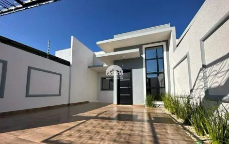 Sobrado com 4 Quartos à venda, 200m² no Universitário, Cascavel