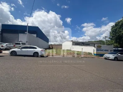 Lote/Terreno com 1 Quarto à venda, 11m² no Daniel Fonseca, Uberlândia