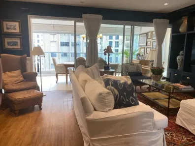 Apartamento com 3 Quartos para alugar, 182m² no Moema, São Paulo