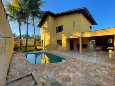 Casa com 4 Quartos à venda, 248m² no Jardim Sao Roque, São José do Rio Pardo