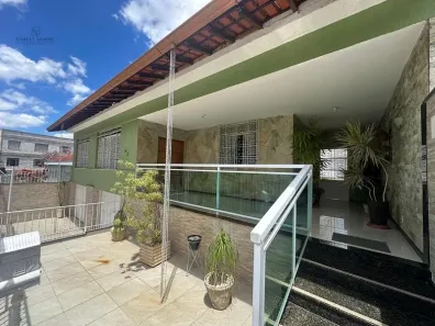 Casa com 4 Quartos à venda, 250m² no Bairu, Juiz de Fora