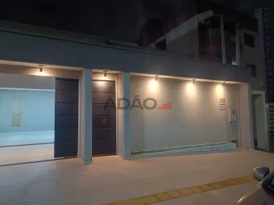 Casa com 5 Quartos à venda, 220m² no Parque Amazônia, Goiânia