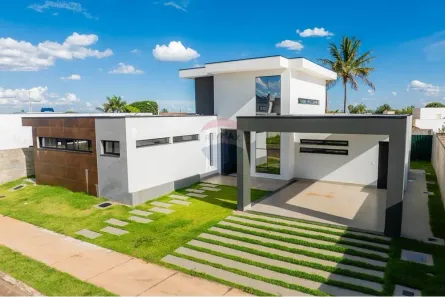 Casa com 3 Quartos para alugar, 220m² no Setor Habitacional Tororó, Brasília